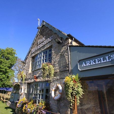 The Riverside Lechlade Extérieur photo